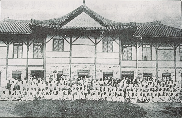 (이슈 설교: 문장환 목사) 한국선교 140주년, 세상에 보냄을 받은 교회 : 요한복음 17:18-21, 20:21-23