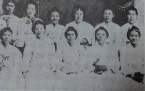 “무명의 조선 여성들, 신앙으로 이름을 되찾다”: 한국 선교 140주년, 선교사들의 사회윤리적 기여(이재근 교수)